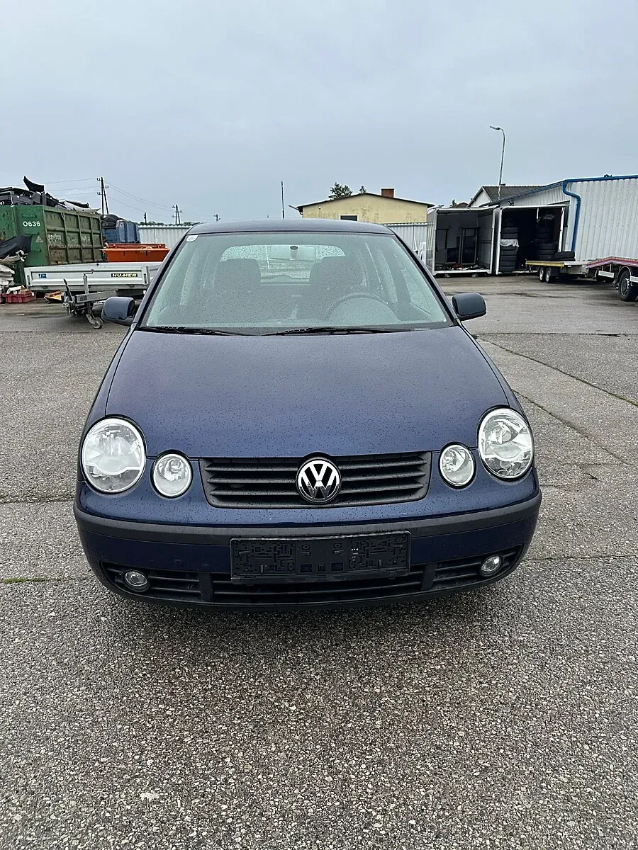 Volkswagen Polo 2003 photo 2