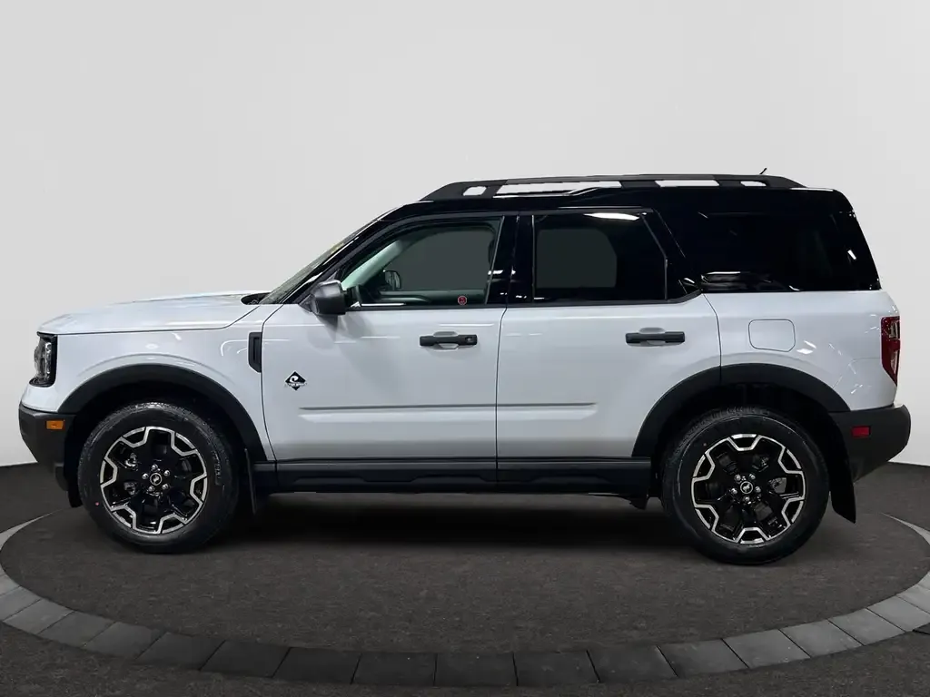 Ford Bronco Sport 2026 photo 2