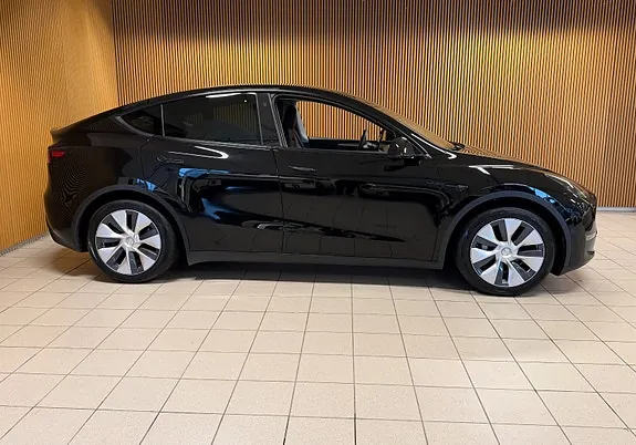 Tesla Model Y 2024 photo 3