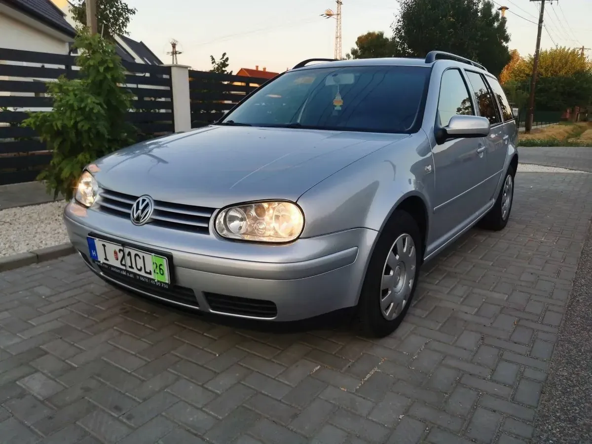 Volkswagen Golf 2003 photo 2