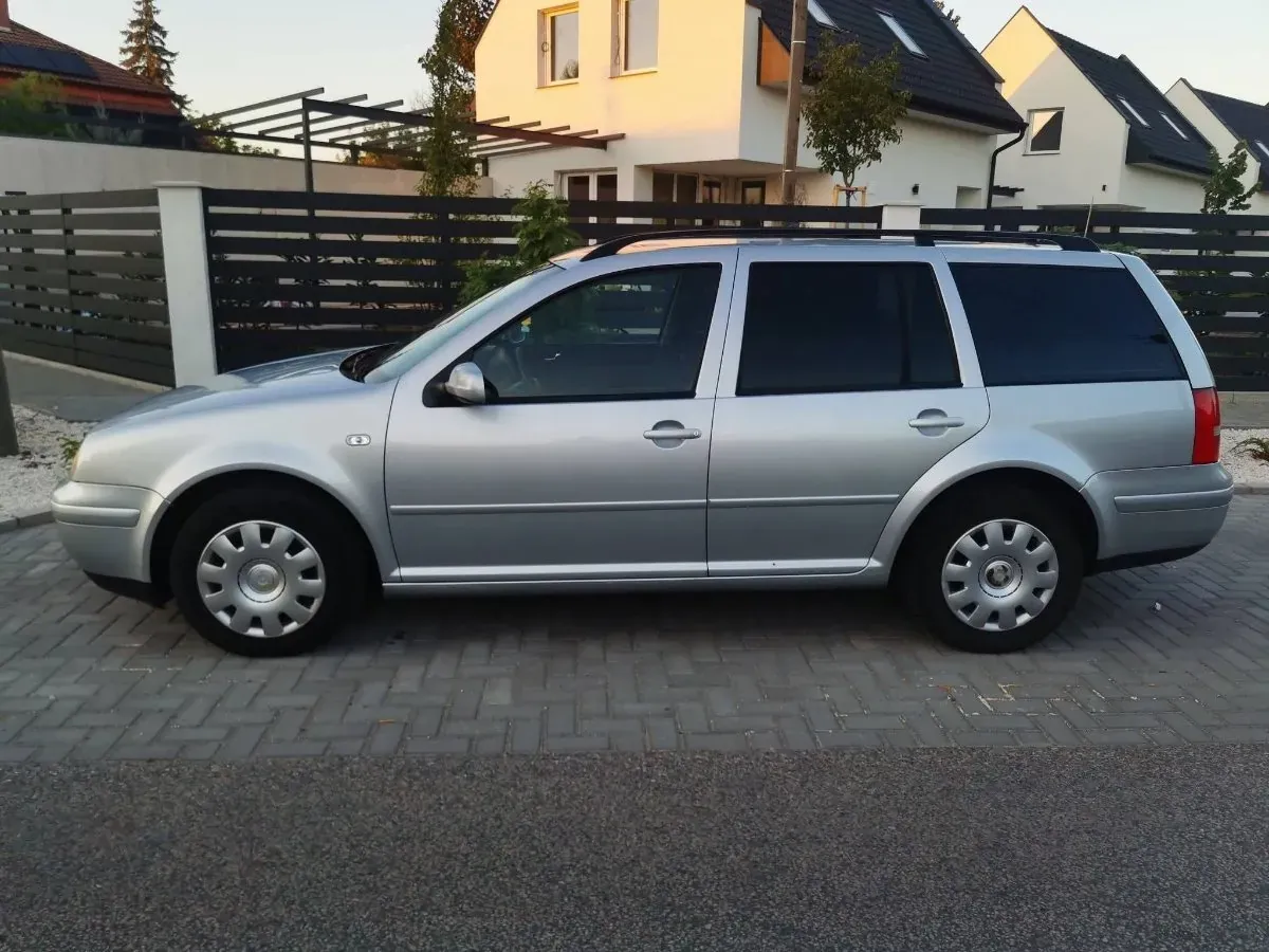 Volkswagen Golf 2003 photo 3