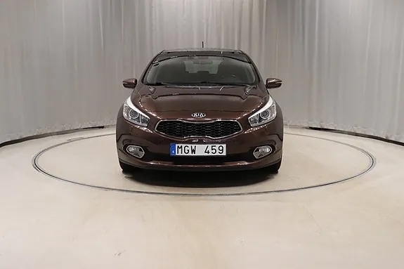 Kia Ceed 2013 photo 2