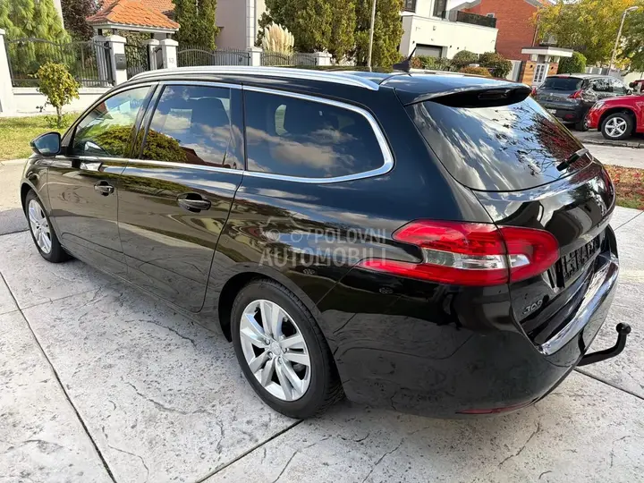 Peugeot 308 2015 photo 4