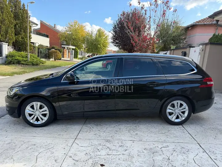 Peugeot 308 2015 photo 3