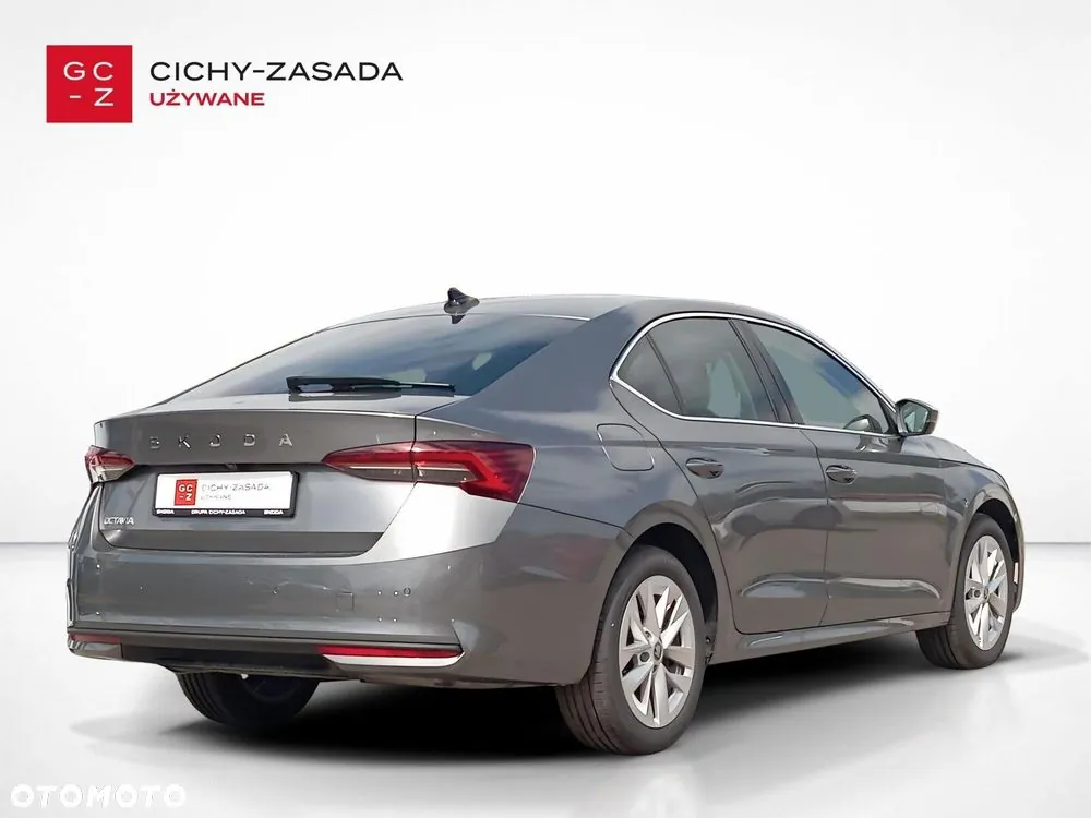 Skoda Octavia 2025 photo 5
