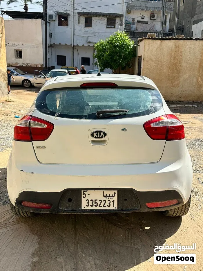 Kia Rio 2012 photo 2
