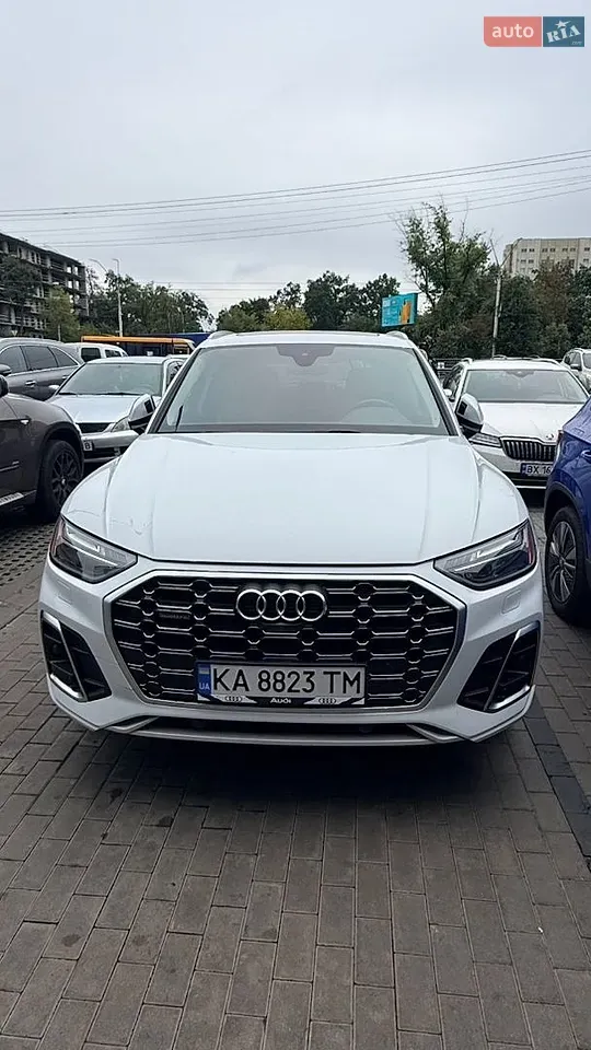 Audi Q5 2023 photo 2