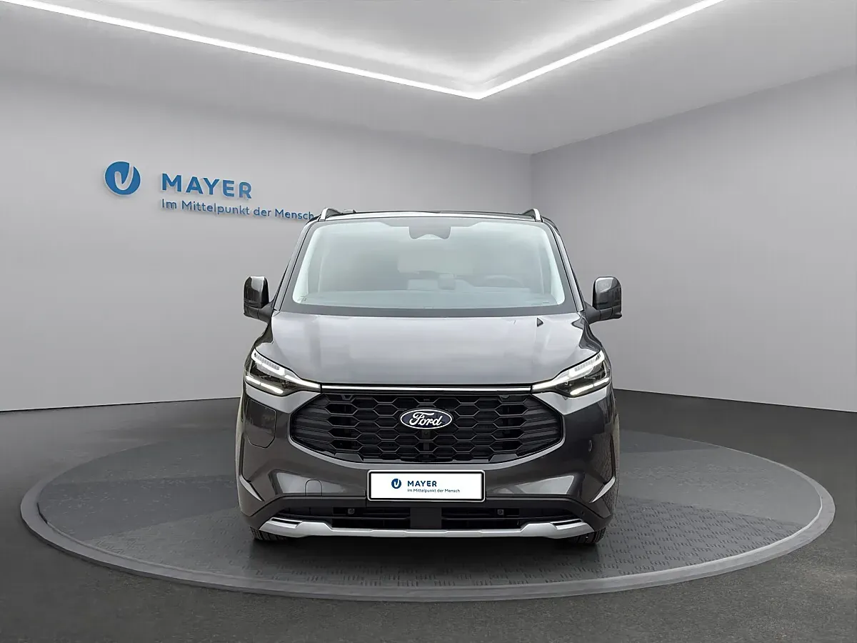Ford Tourneo photo 3