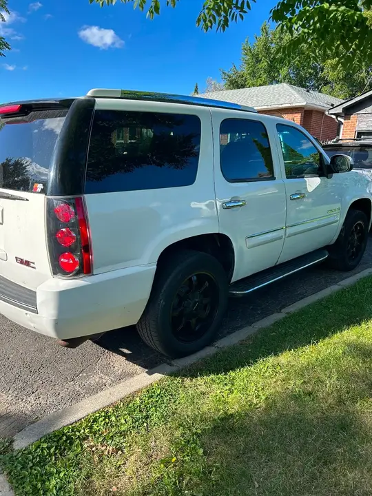 GMC Yukon 2007 photo 3