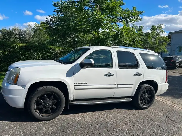 GMC Yukon 2007 photo 4
