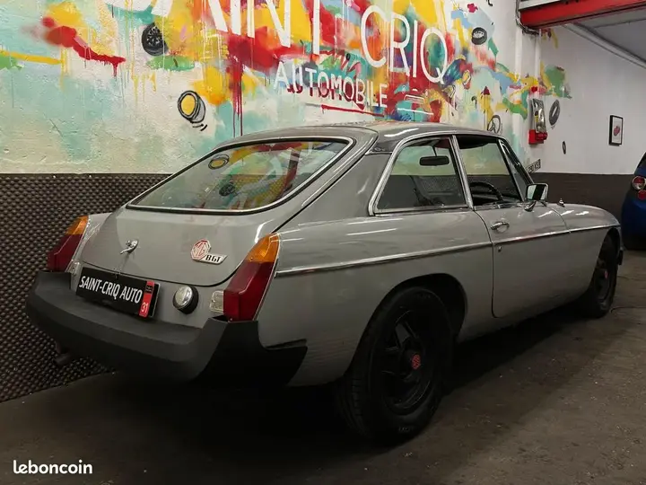 MG B Gt Limited 1981 photo 3