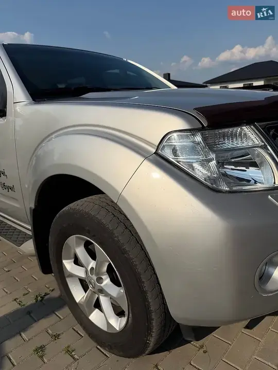 Nissan Pathfinder 2013 photo 3