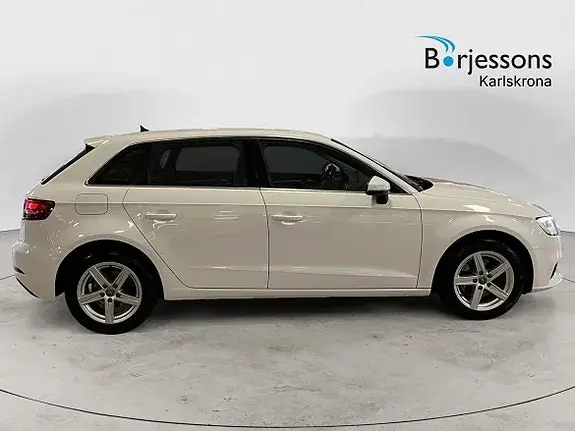 Audi A3 2020 photo 2