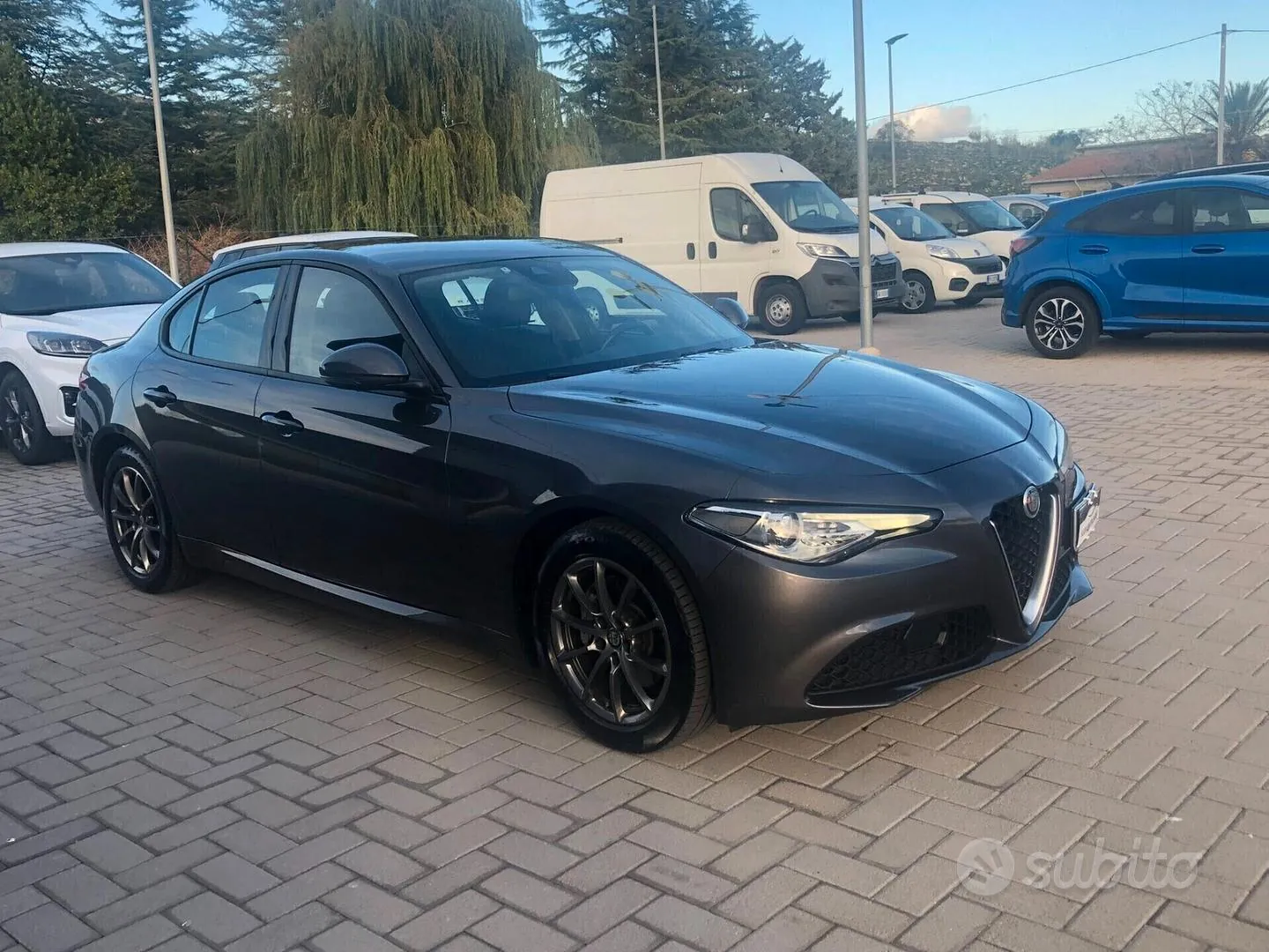 Alfa Romeo Giulia 2022 photo 2