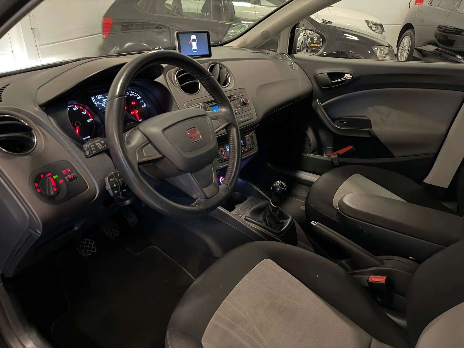 Seat Ibiza 2013 photo 3