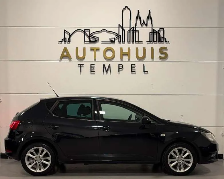 Seat Ibiza 2013 photo 4