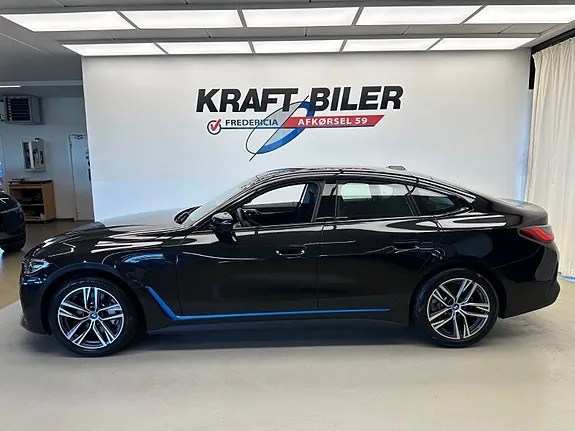 BMW I4 2023 photo 2