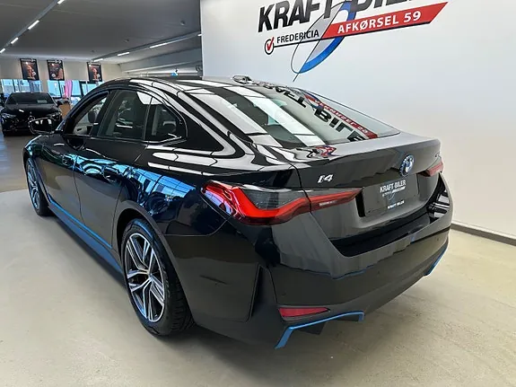 BMW I4 2023 photo 3