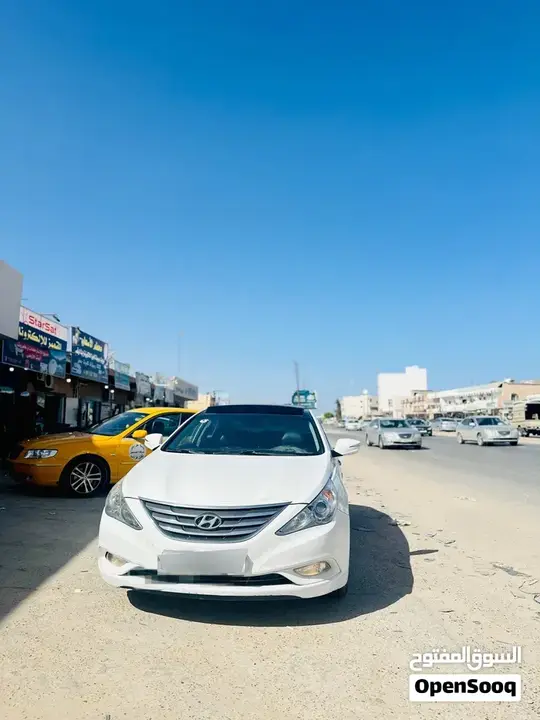 Hyundai Sonata 2012 photo 2
