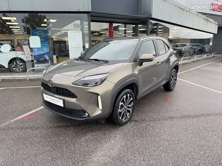 Toyota Yaris Cross 2025 photo 2