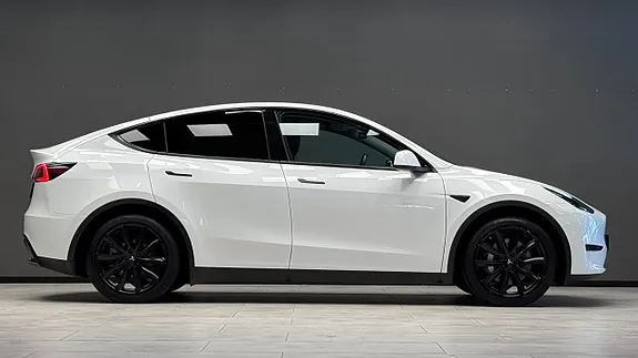 Tesla Model Y 2023 photo 5