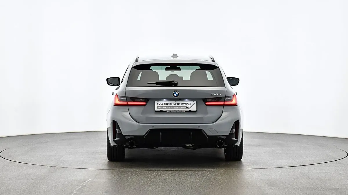 BMW 3 Series 2025 photo 3