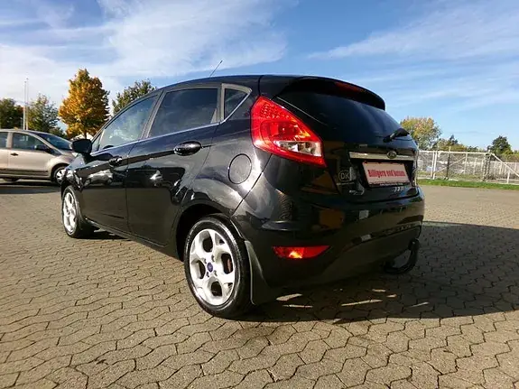 Ford Fiesta 2009 photo 3