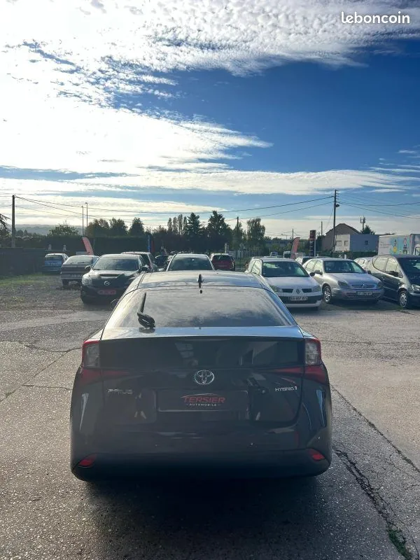 Toyota Prius 2019 photo 4