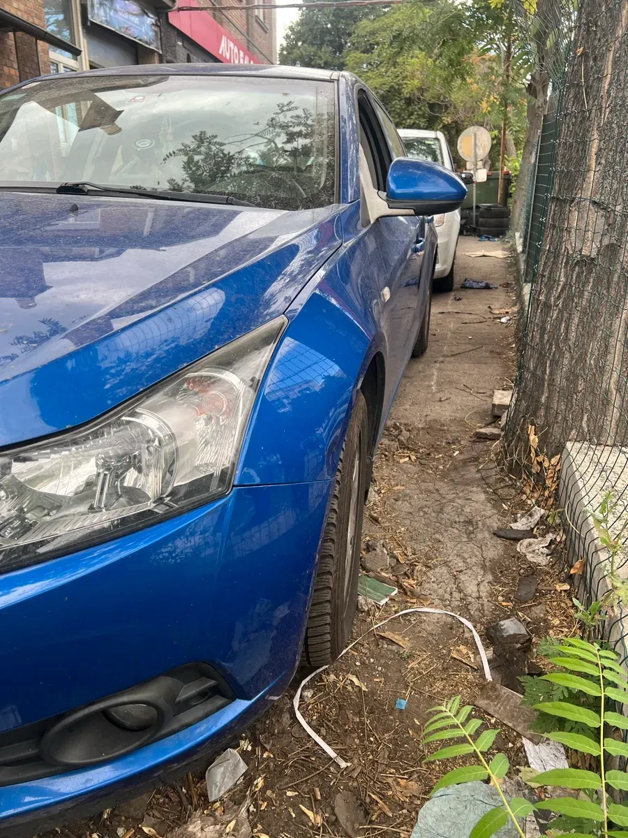 Chevrolet Cruze 2012 photo 2