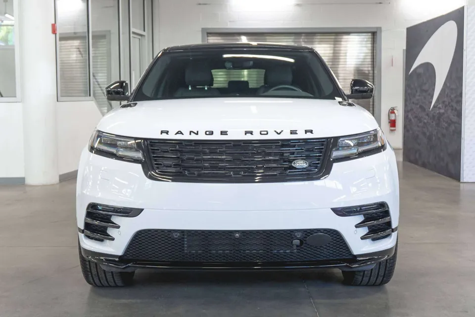 Land Rover Range Rover Velar 2026 photo 5