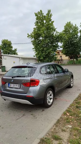 BMW X1 2010 photo 3