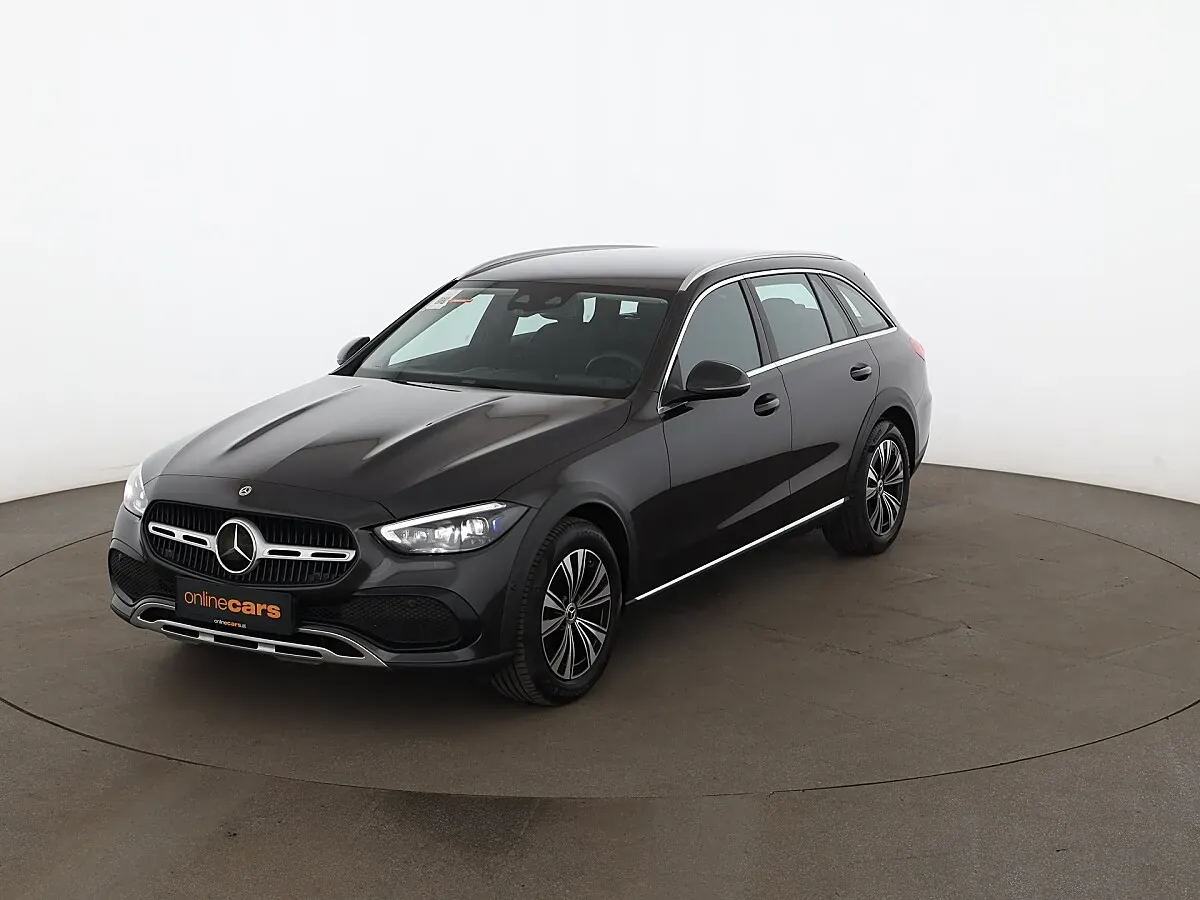 Mercedes-Benz C-Class 2023 photo 2