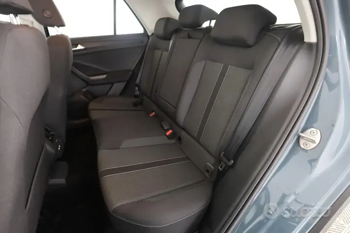 Volkswagen T-Roc 2025 photo 3