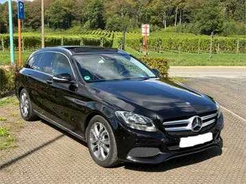 Mercedes-Benz C220
