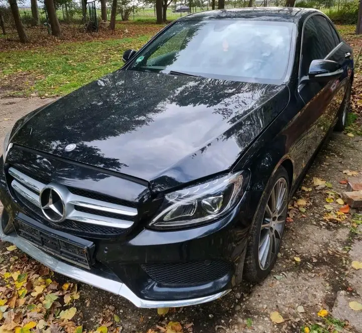 Mercedes-Benz C250