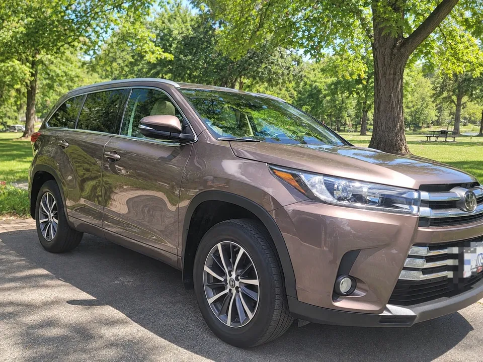 Toyota Highlander 2017 photo 2