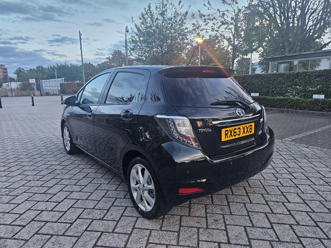 Toyota Yaris 2013 photo 5