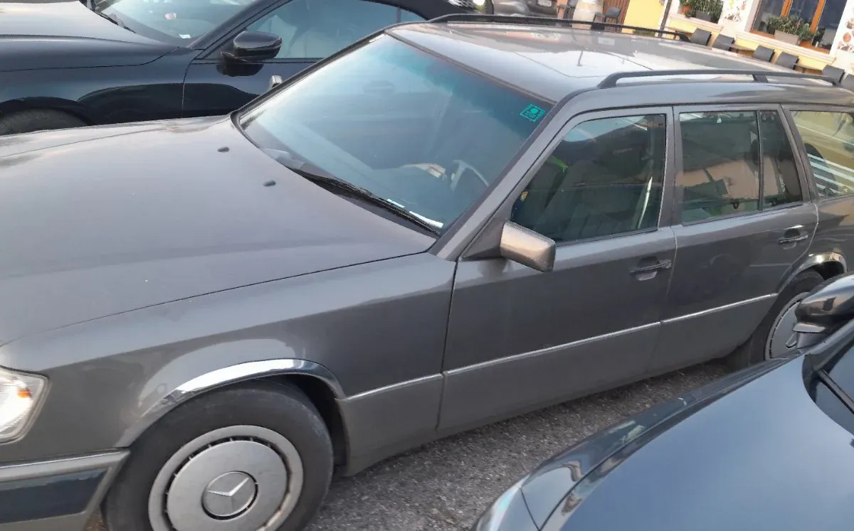 Mercedes-Benz Sonstige