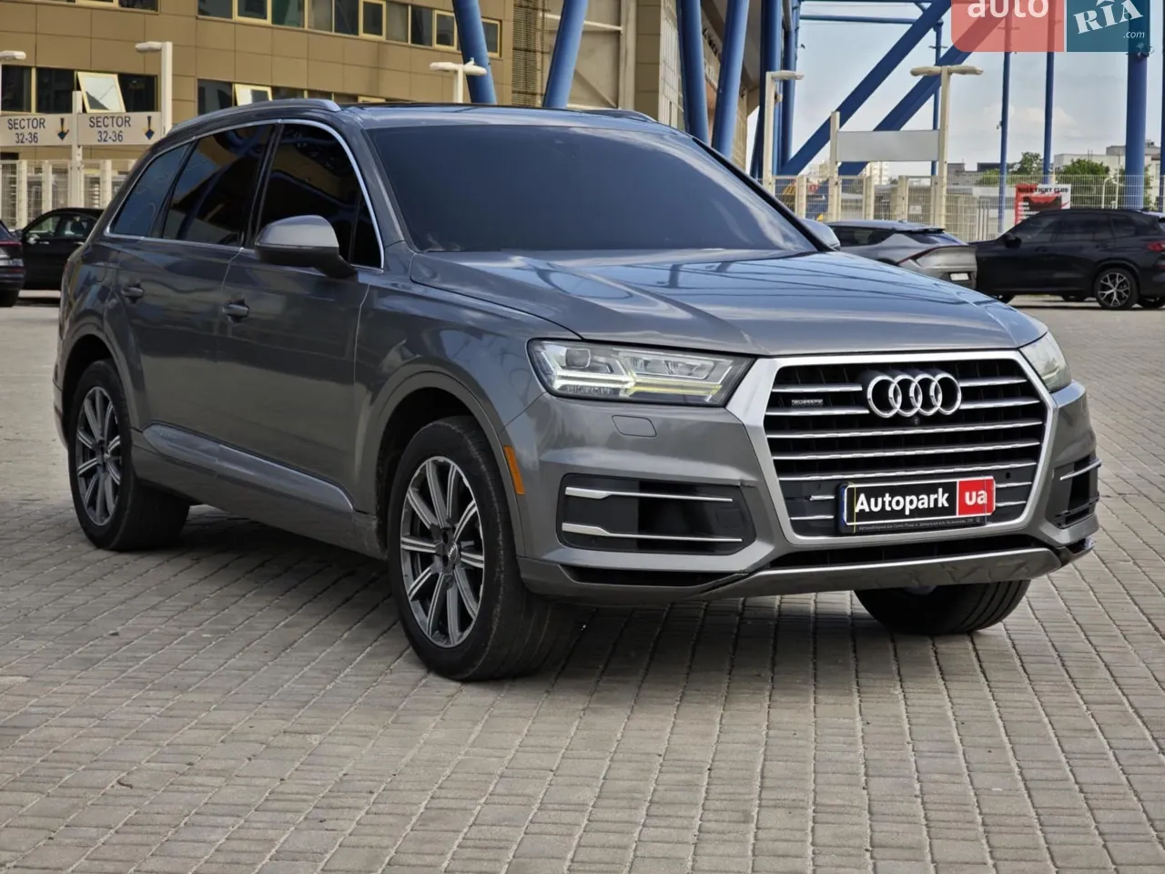 Audi Q7 2017 photo 3
