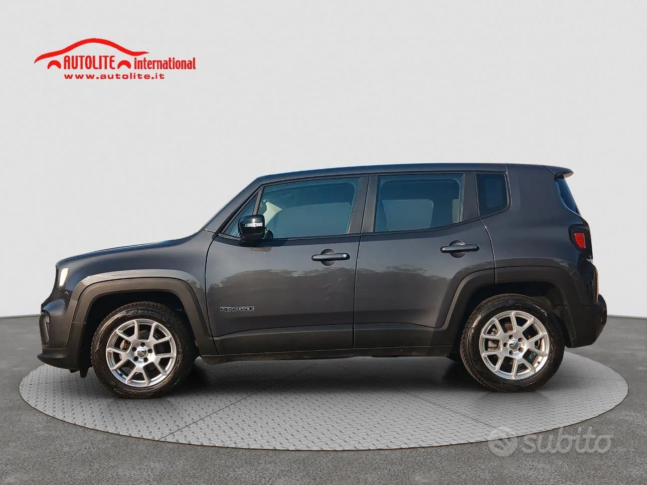 Jeep Renegade 2023 photo 2