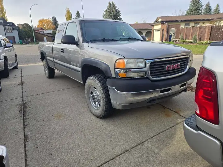 GMC Sierra 2500Hd