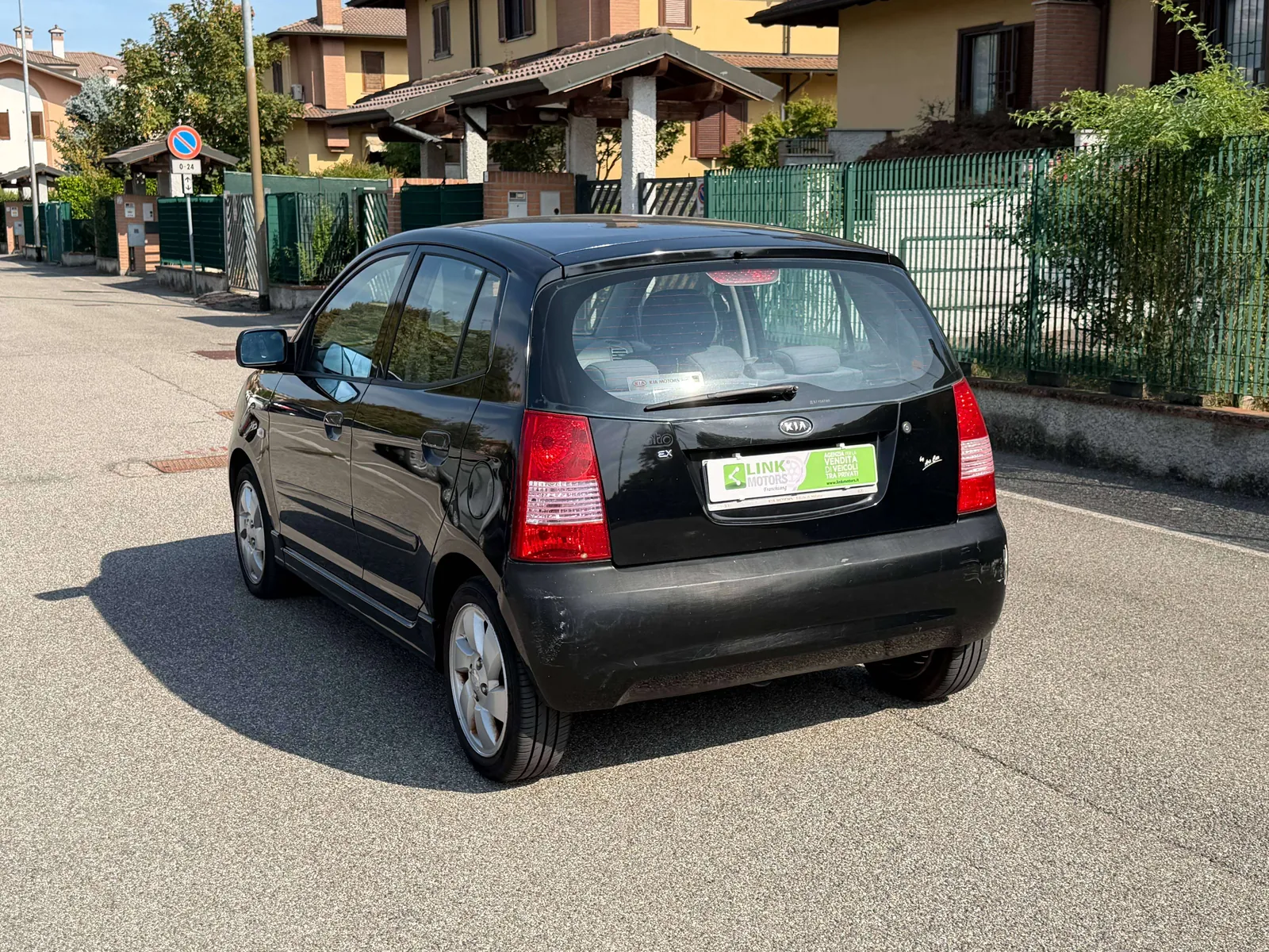 Kia Picanto 2007 photo 2