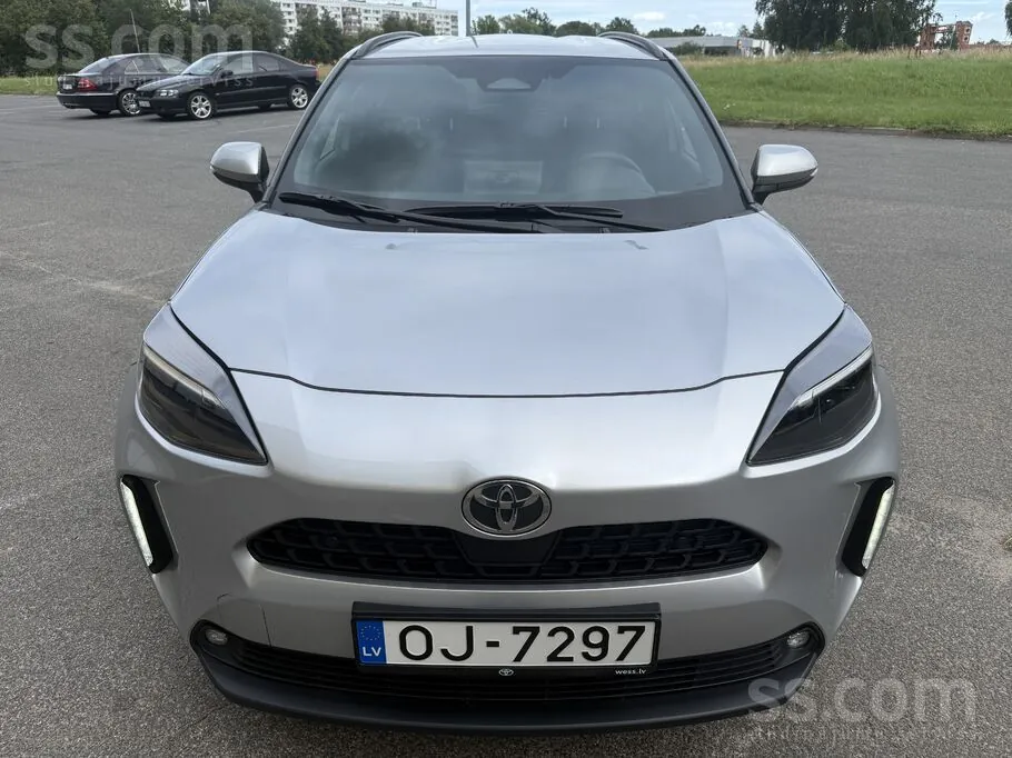 Toyota Yaris Cross 2025 photo 2