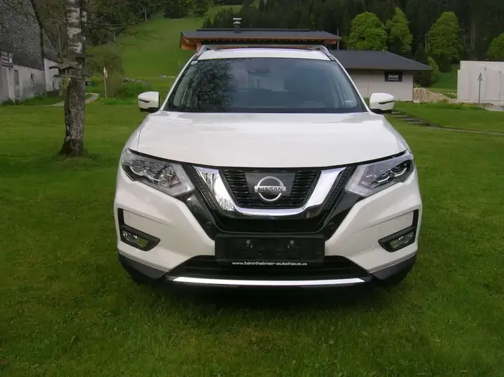 Nissan X-Trail 2017 photo 2