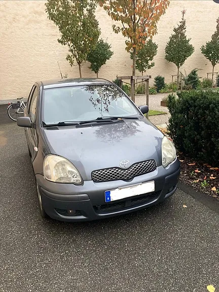 Toyota Yaris 2005 photo 2