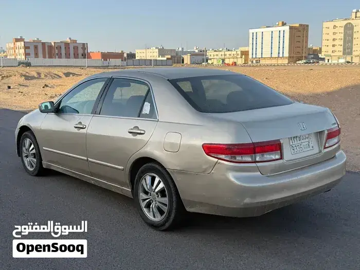 Honda Accord 2003 photo 3