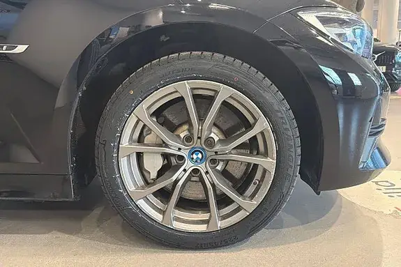 BMW 330E 2022 photo 4