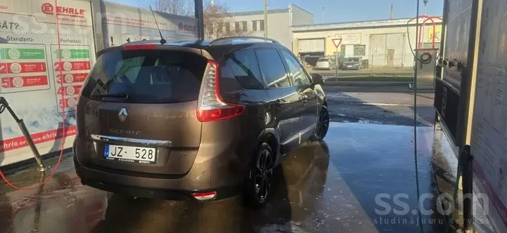 Renault Scenic 2015 photo 3