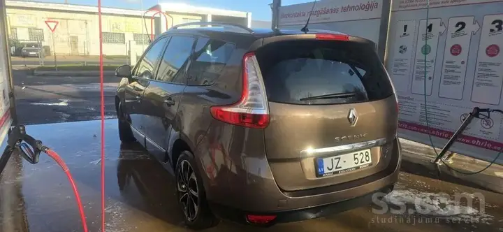 Renault Scenic 2015 photo 2