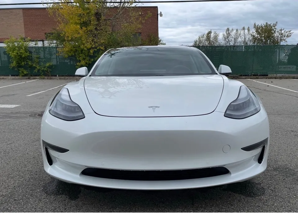 Tesla 3 2021 photo 5